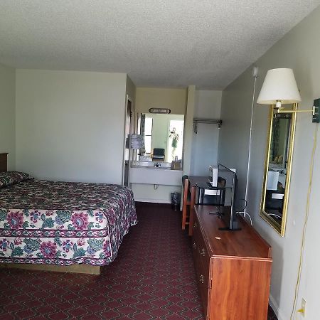 Gateway Inn Лейк Сити Екстериор снимка